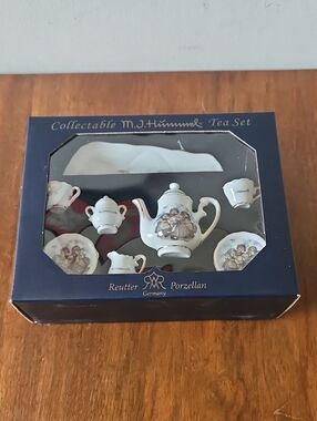 NWT  MJ Hummel Decor Tea Set